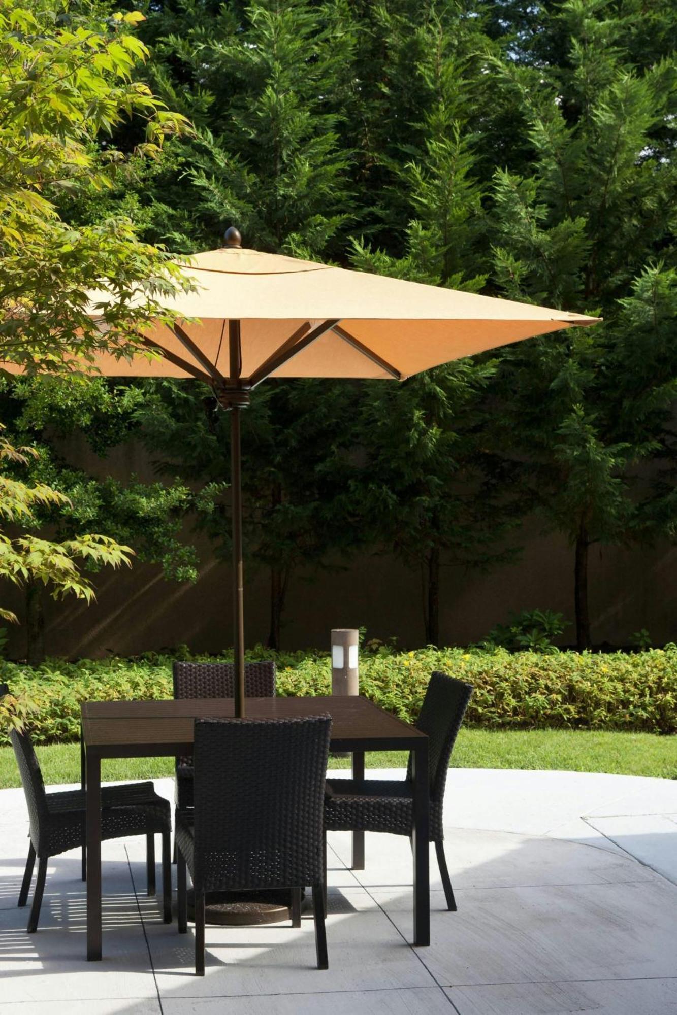 Courtyard Harrisonburg Hotel Екстериор снимка